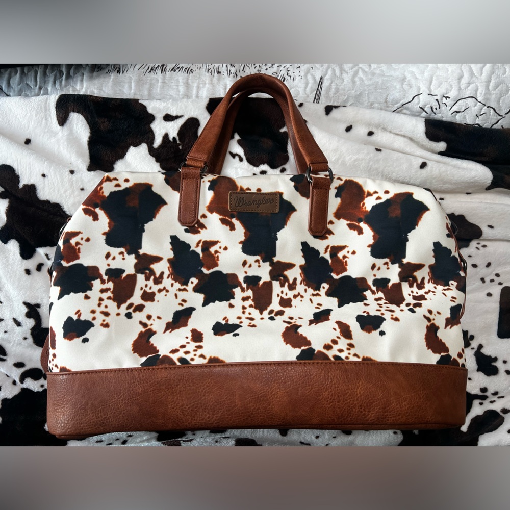 Wrangler Cow Print weekender